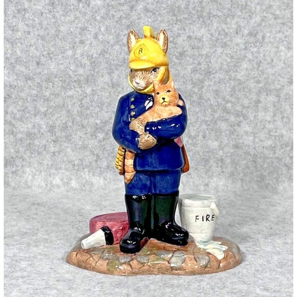Royal Doulton‎ Fireman Hand Made Porcelain Figurine DB 376 Cat Rabbit Bunnykins - Picture 1 of 10